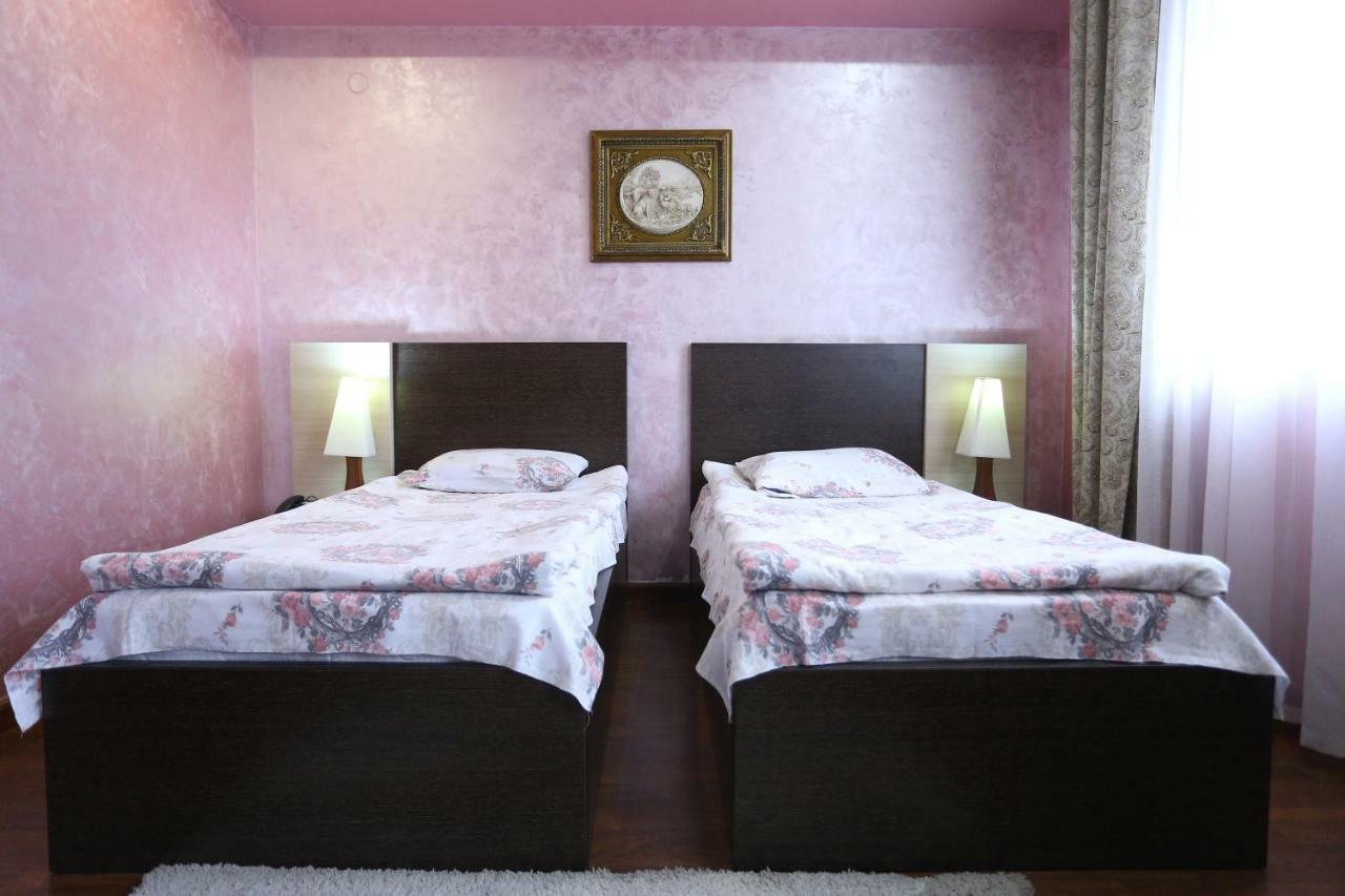 Vanatur Hotel Gyumri Bagian luar foto